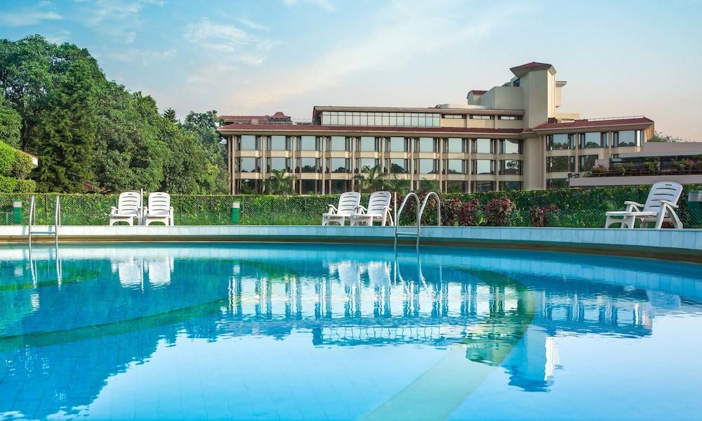 Chandīgarh Hotel Mountview מראה חיצוני תמונה