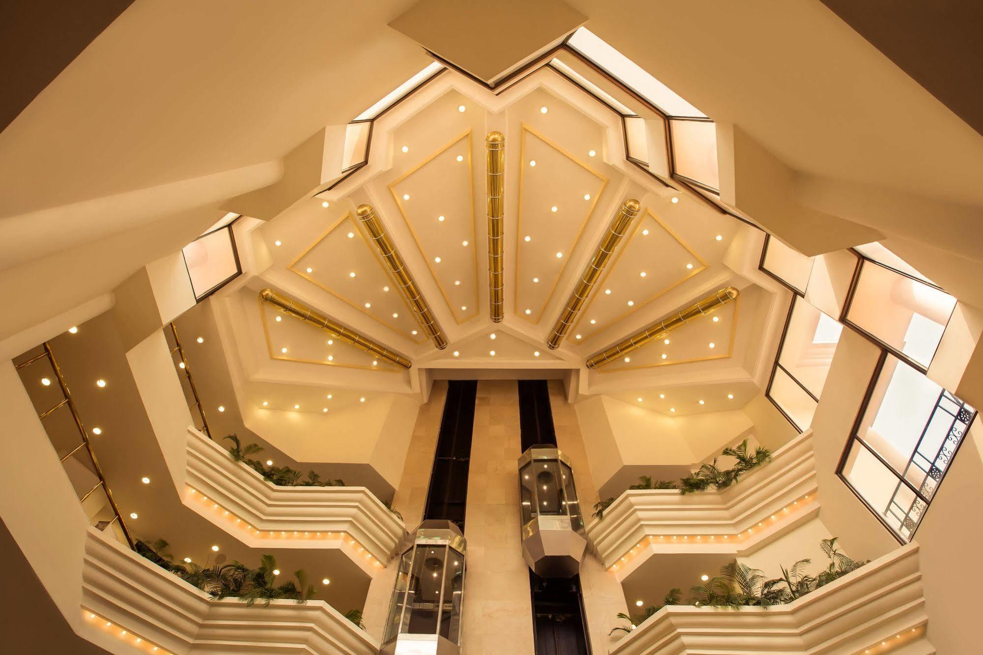 Chandīgarh Hotel Mountview מראה חיצוני תמונה