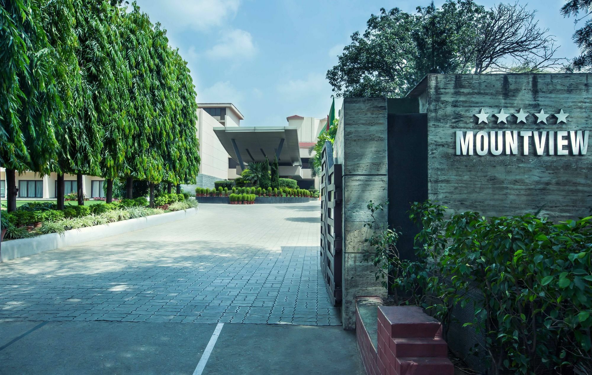 Chandīgarh Hotel Mountview מראה חיצוני תמונה